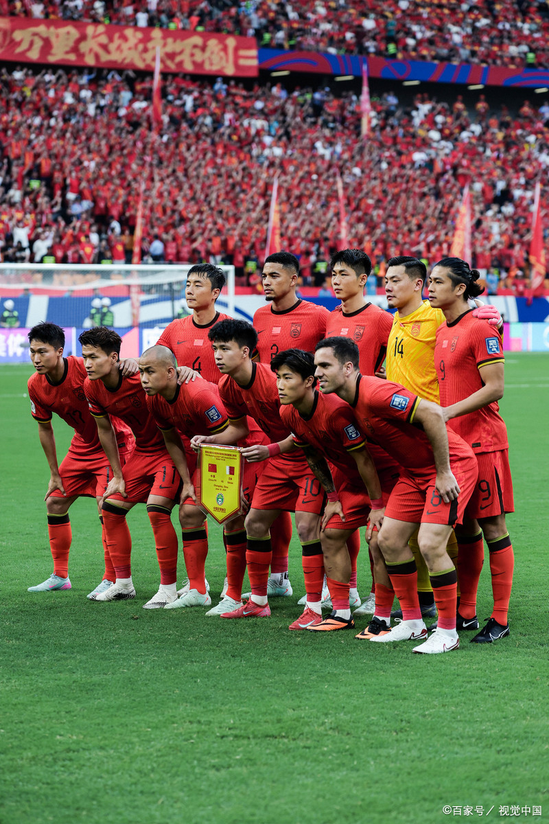 九游体育 -法甲倒计时，武汉三镇关键时刻调整名单，细节引发关注，球迷炸锅，资深球员宣示担当 