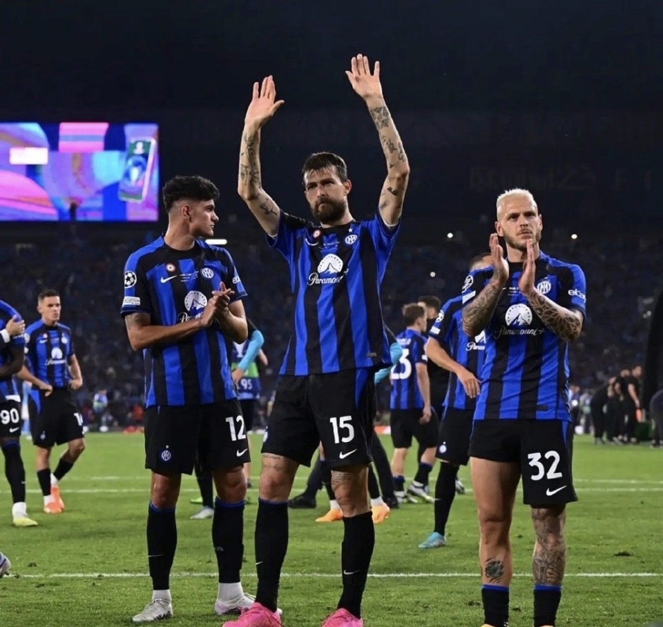 九游平台 -关于费耶诺德内部会议纪要流出：冲刺阶段回应争议；意甲使命明确；训练强度明显提升的信息